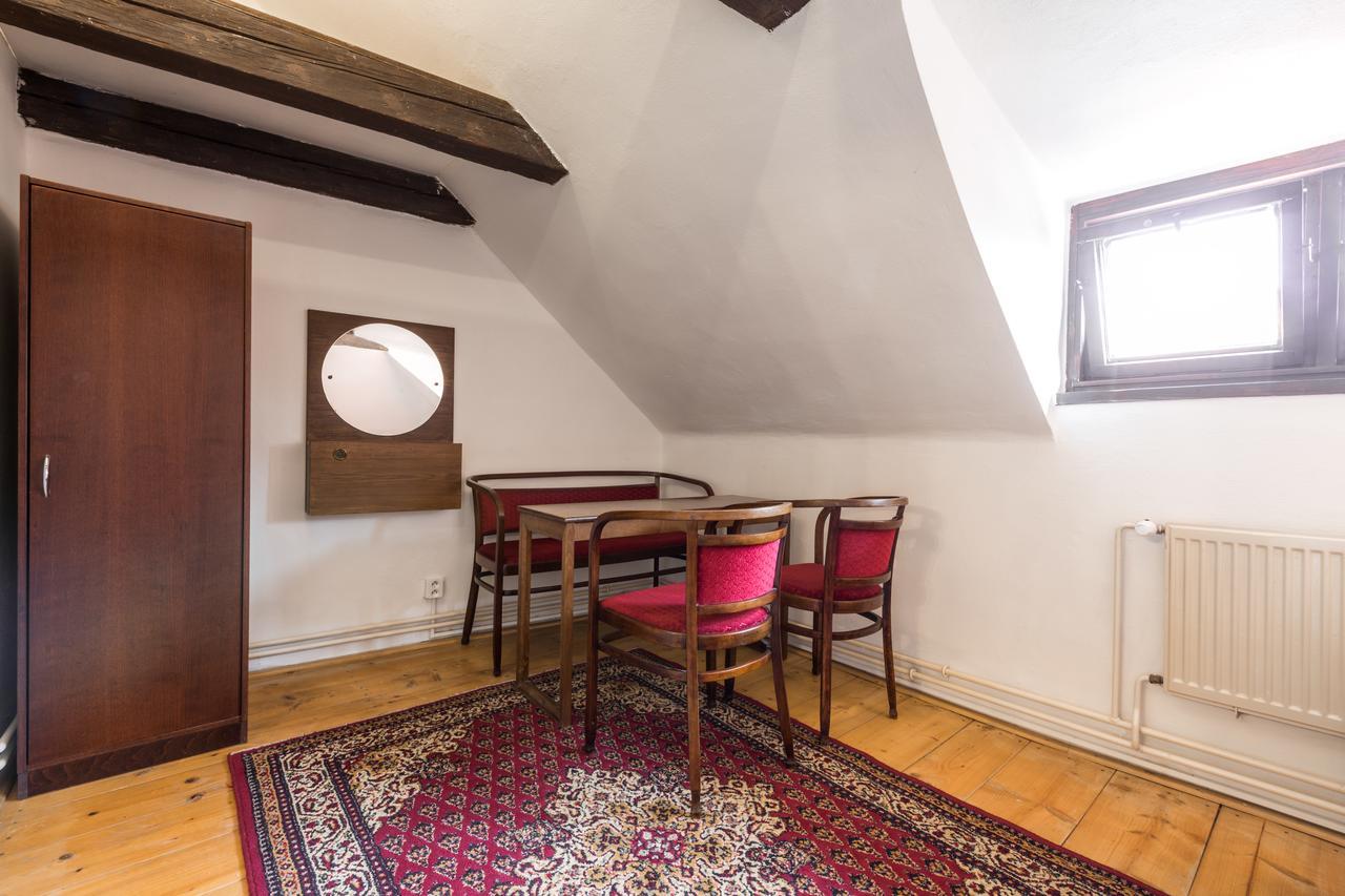 Pension Dientzenhofer Prague Luaran gambar